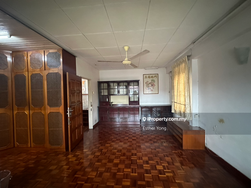 Rumah Berkembar untuk Dijual di Taman Danau Desa, Taman Desa oleh Esther Yong - iProperty.com.my