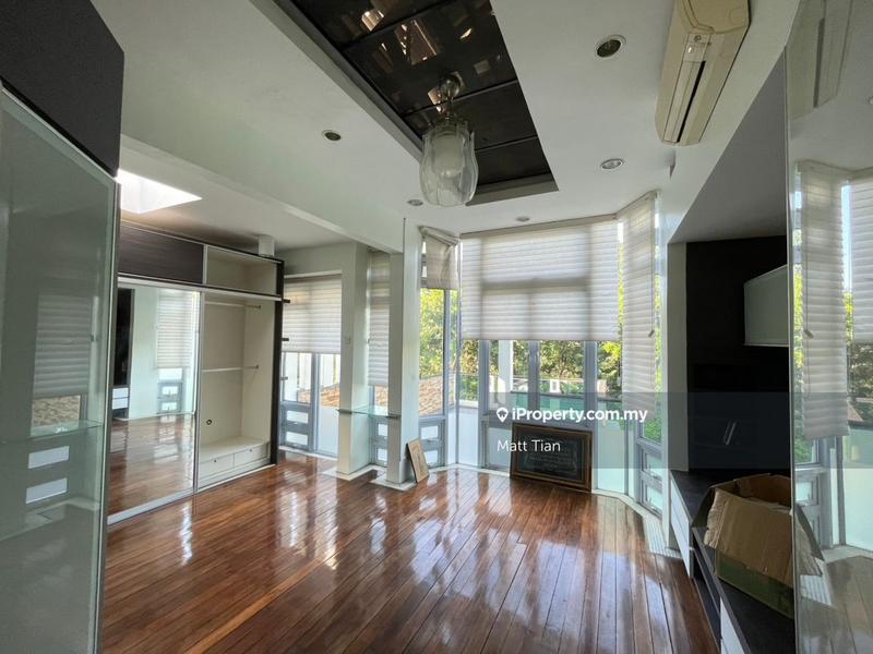 Rumah Berangkai 2.5 Tingkat untuk Dijual di Taman bukit utama, Ampang oleh Matt Tian - iProperty.com.my