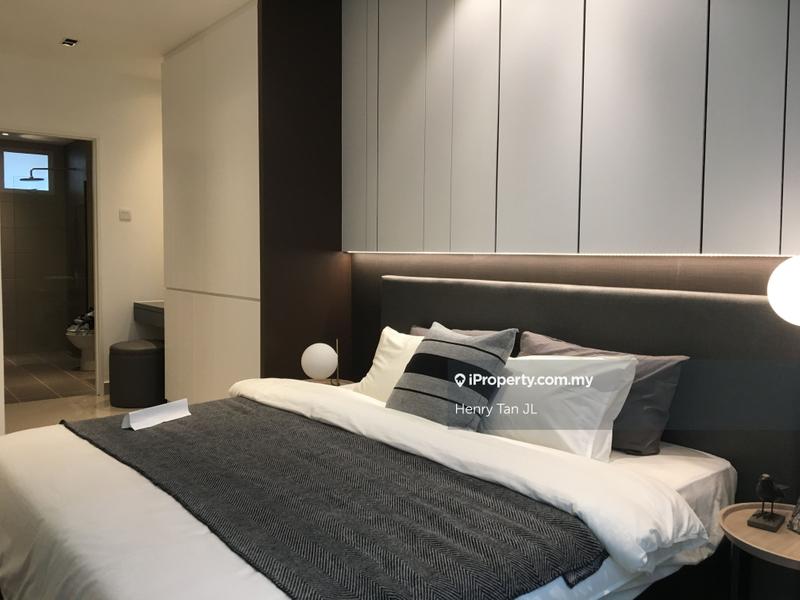 For Sale - Amverton Greens