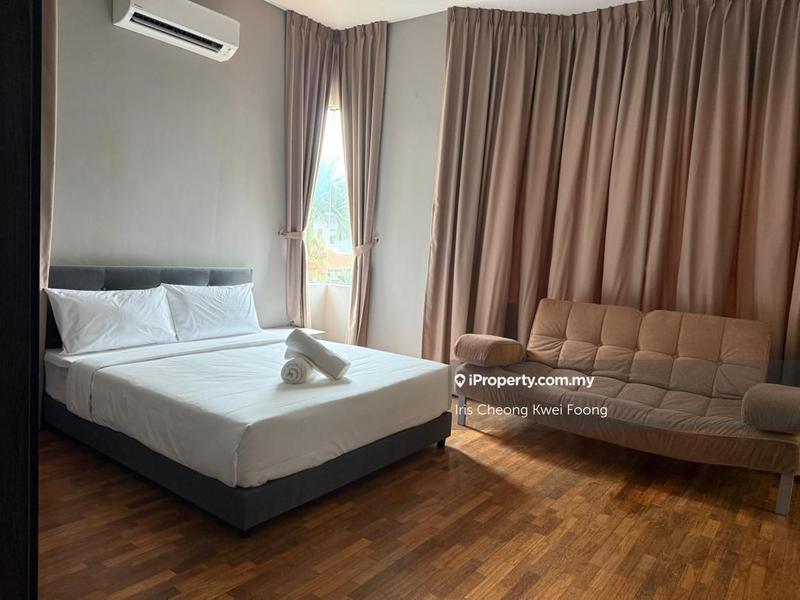 Bungalow House for Sale in Sunway City Ipoh, Ipoh by Iris Cheong Kwei Foong - Master room at 1st floor - iProperty.com.my