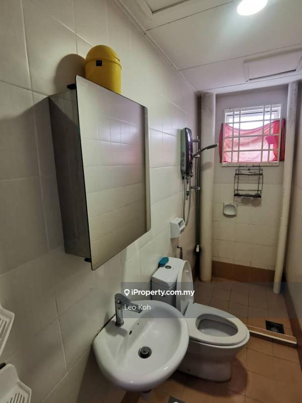 Pangsapuri untuk Dijual di Serdang Villa Apartment oleh Leo Koh - iProperty.com.my