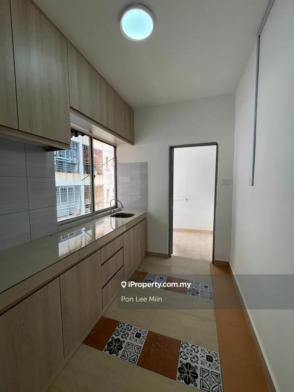 Apartment for Sale in Manor Apartment by Pon Lee Miin - iProperty.com.my