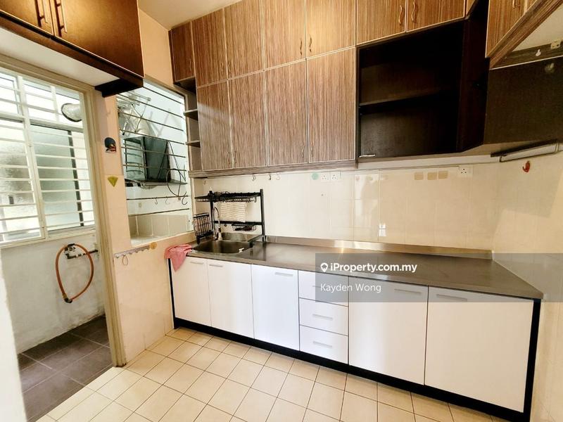 For Sale - Baiduri Court Apartment