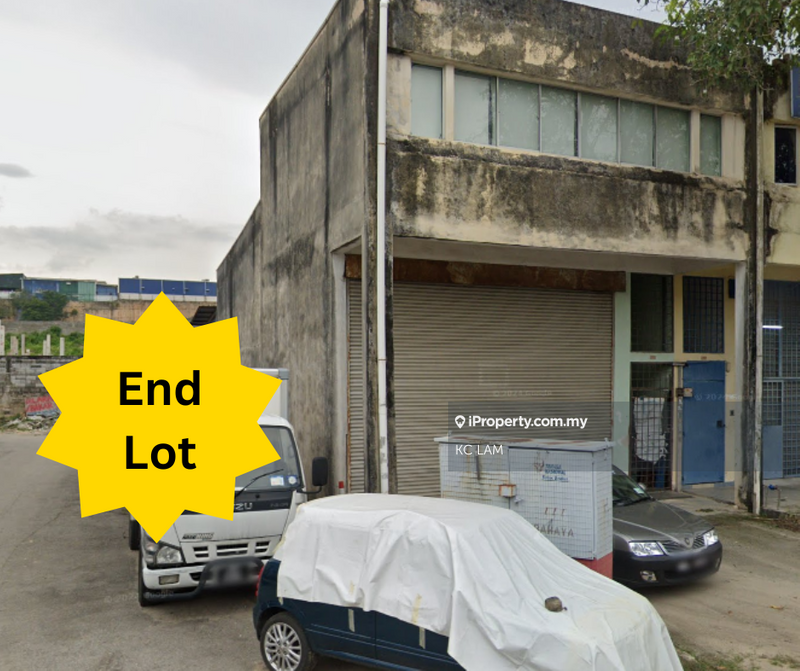 For Sale - END LOT 1.5 Storey Factory FREEHOLD 25 x 80 Built Up 3000 Sqft Sri Ehsan Kepong