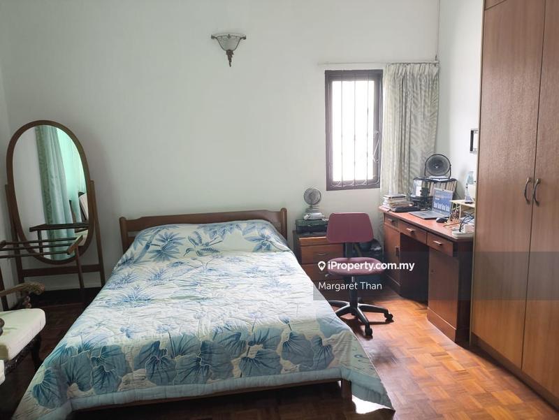 Rumah Berkembar untuk Dijual di SS 21, Damansara Utama, Petaling Jaya oleh Margaret Than - iProperty.com.my