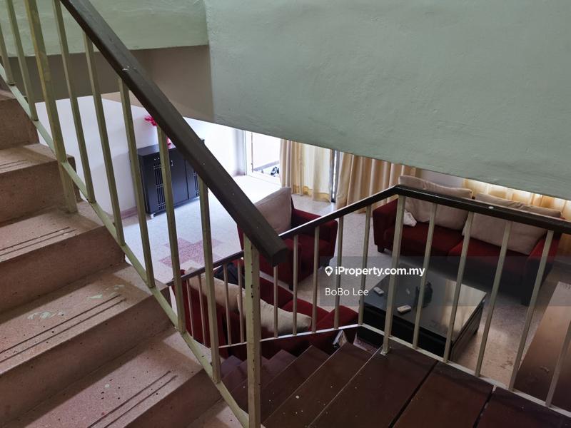 Rumah Berangkai 2 Tingkat untuk Dijual di Taman Overseas Union (Taman Oug), Jalan Klang Lama (Old Klang Road) oleh BoBo Lee - iProperty.com.my