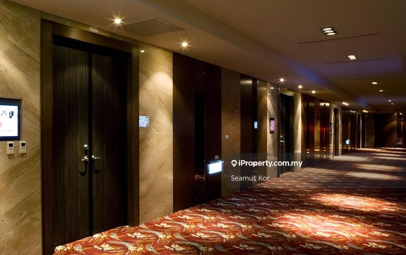 For Sale - ⭐ 4 star ⭐ Shopping Mall (100% occupied) ⭐ RM298psf ⭐ 258 rooms ⭐