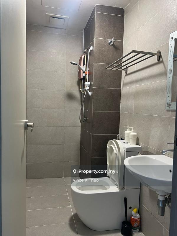 Service Residence for Sale in Pinnacle Petaling Jaya by Vincent Theo - iProperty.com.my