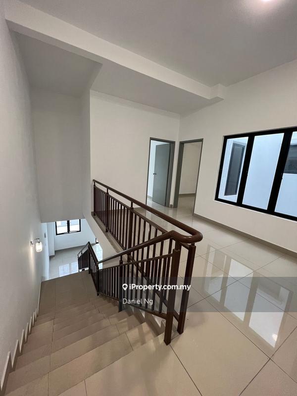 Rumah Bandar untuk Disewa di Taman Orkid Salak Tinggi, Sepang, Dengkil, Dengkil oleh Daniel Ng - iProperty.com.my