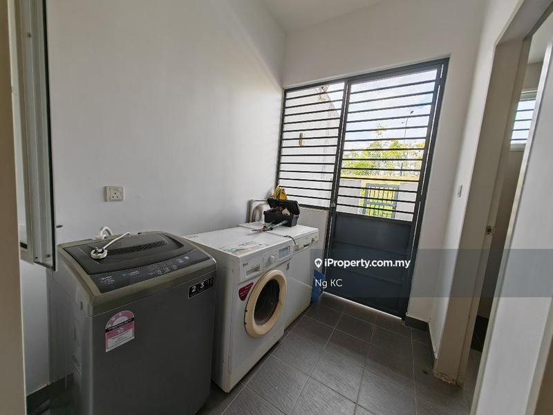 Rumah Berangkai 2 Tingkat untuk Dijual di Bandar Ainsdale, Seremban oleh Ng KC - iProperty.com.my