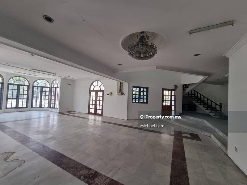 Bungalow House for Sale in Damansara Jaya, Petaling Jaya by Michael Lam - iProperty.com.my