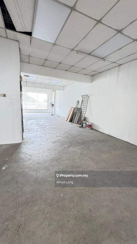 Kedai-Pejabat untuk Disewa di Taman Bukit Serdang, Seri Kembangan oleh Alfred Long - iProperty.com.my