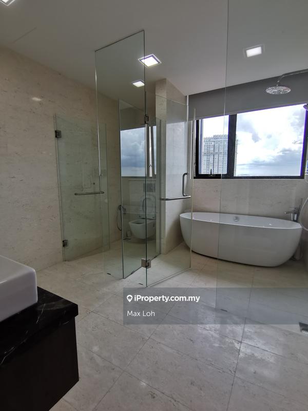 Condominium for Sale in Straits View 18 by Max Loh - iProperty.com.my