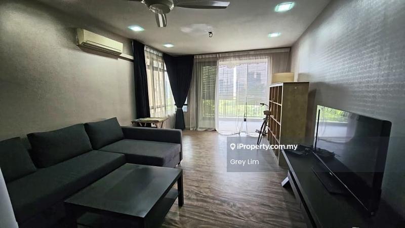 Condominium for Rent in Royal Domain Sri Putramas 2 by Grey Lim - Living Room - iProperty.com.my