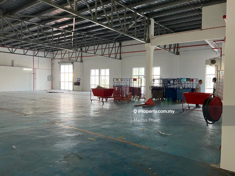 For Rent - Batu Maung Semi-Detached Factory
