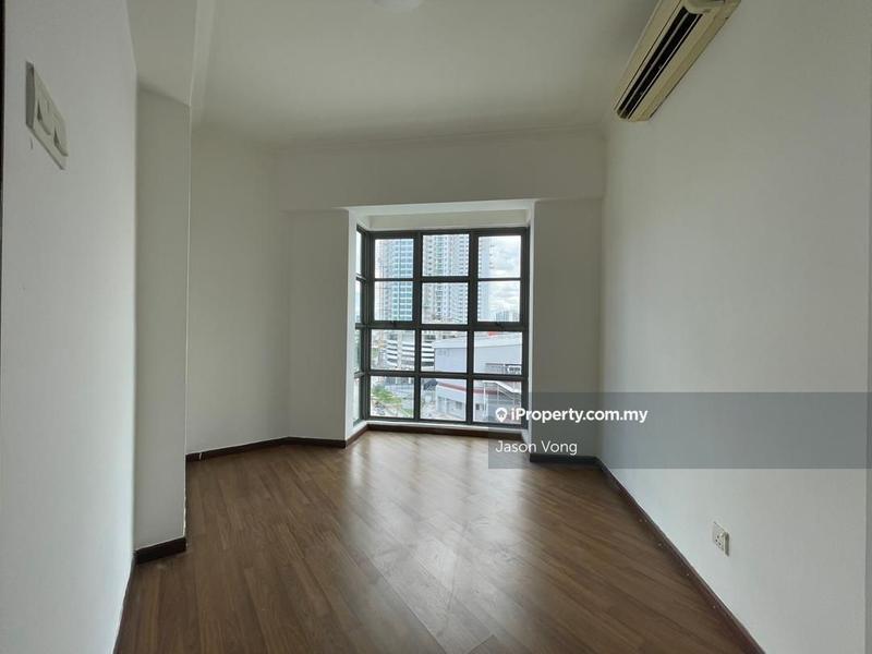 Residensi Servis untuk Dijual di Saujana Residency oleh Jason Vong - iProperty.com.my