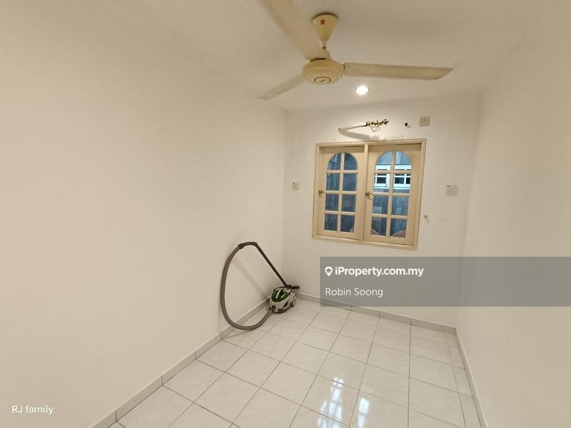 Bungalow House for Sale in Ujong Pasir, Melaka by Robin Soong - iProperty.com.my