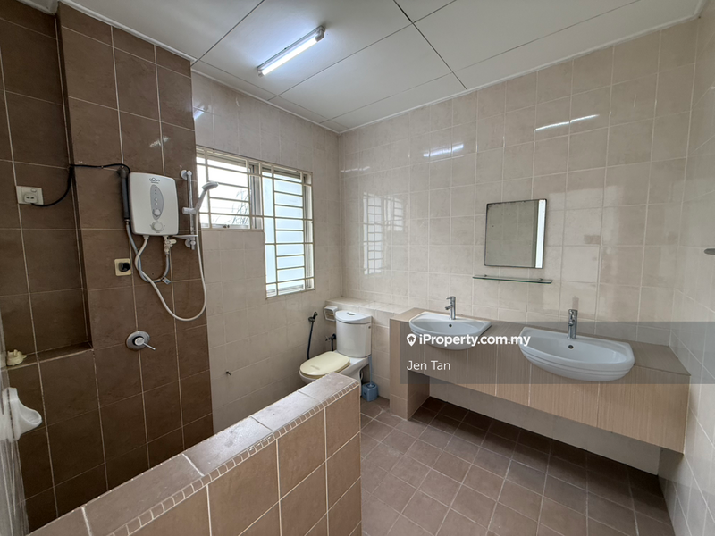 Townhouse for Sale in Kota Kemuning, Shah Alam by Jen Tan - iProperty.com.my