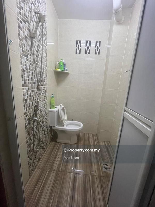 Rumah Teres 2-Tingkat untuk Dijual di Seksyen 19, Shah Alam oleh Mat Noor - iProperty.com.my