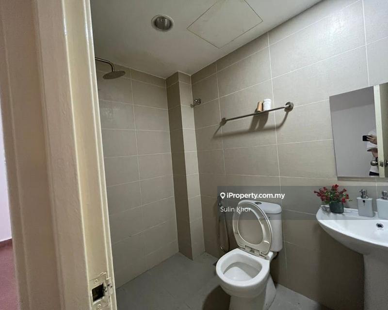Rumah Berkembar untuk Dijual di Bandar Putra Permai, Seri Kembangan oleh Sulin Khor - iProperty.com.my