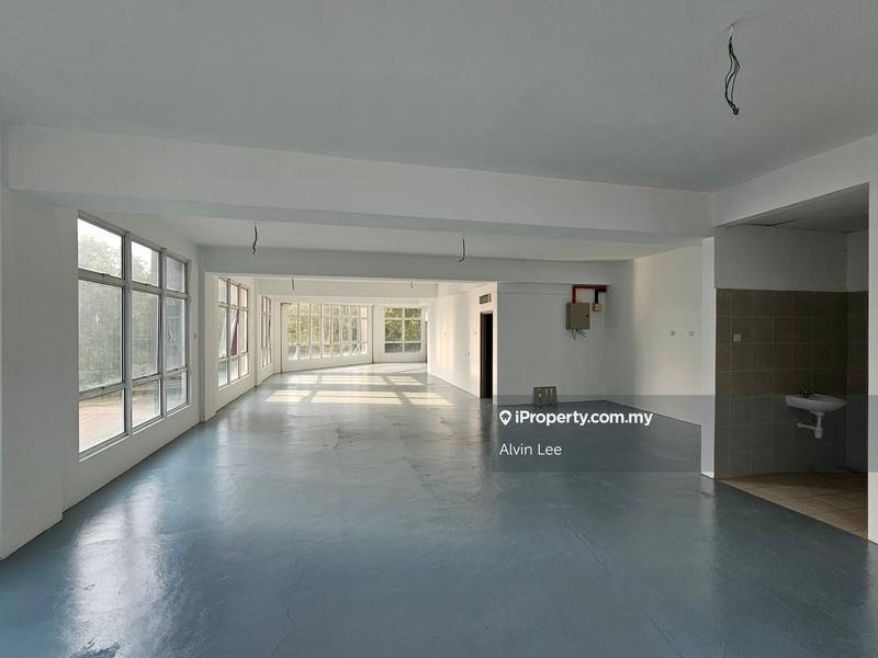 Shop / Office untuk Disewa di Taman Cahaya Alam, Shah Alam oleh Alvin Lee - iProperty.com.my