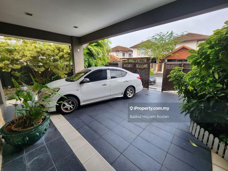 Rumah Berkembar untuk Dijual di Anjung Suasana Bandar Seri Putra Bangi, Bangi oleh Badrul Hisyam Roslan - iProperty.com.my
