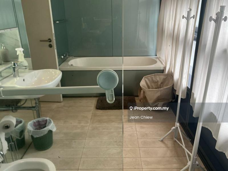 Condominium for Rent in Condominium @ The Troika by Jean Chiew - Bathroom - iProperty.com.my