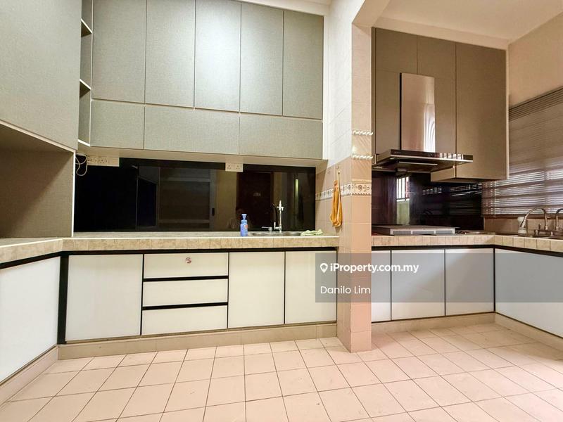 Rumah Teres 2-Tingkat untuk Dijual di Bandar Damai Perdana, Cheras oleh Danilo Lim - Kitchen - iProperty.com.my