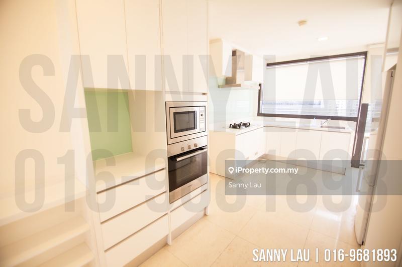 For Sale - 6 CapSquare