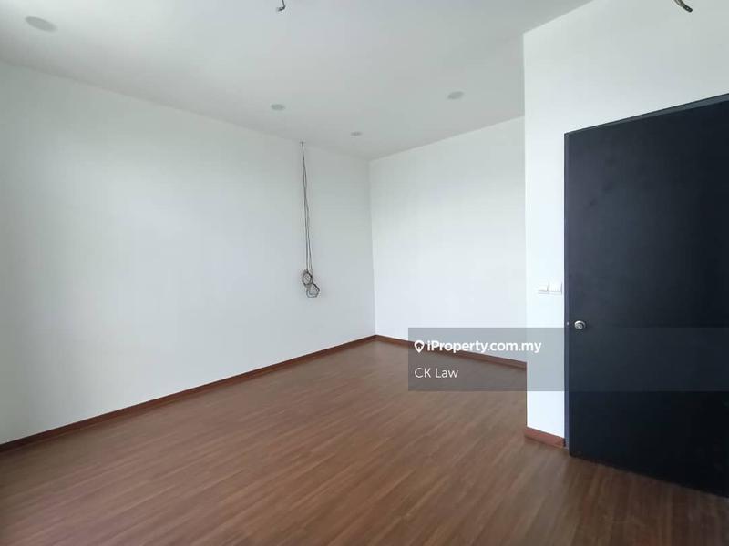 Rumah Berangkai 2 Tingkat untuk Dijual di Kajang East, Semenyih oleh CK Law - iProperty.com.my
