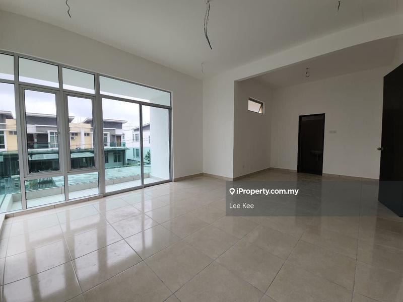 Banglo untuk Dijual di 329ed, Batu Pahat oleh Lee Kee - iProperty.com.my