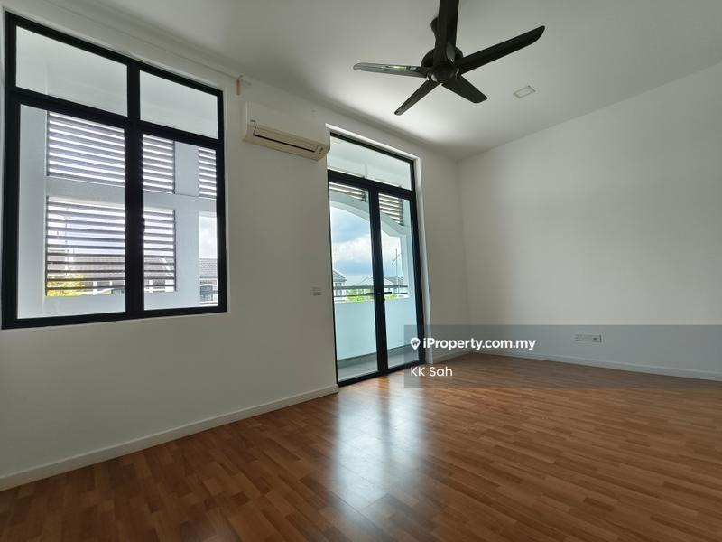 2-storey Terraced House for Sale in Eco Majestic, Semenyih by KK Sah - Balcony - iProperty.com.my