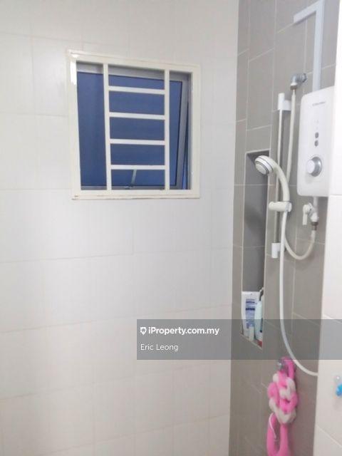 1.5-storey Terraced House for Sale in Cascadia Lake Vista, Puchong by Eric Leong - iProperty.com.my