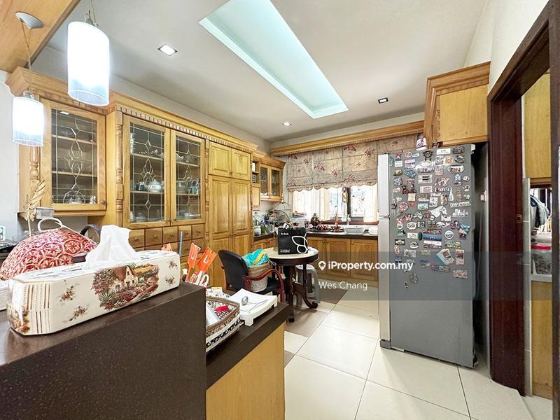 Bungalow House for Sale in Mutiara Damansara, Selangor by Wes Chang - iProperty.com.my