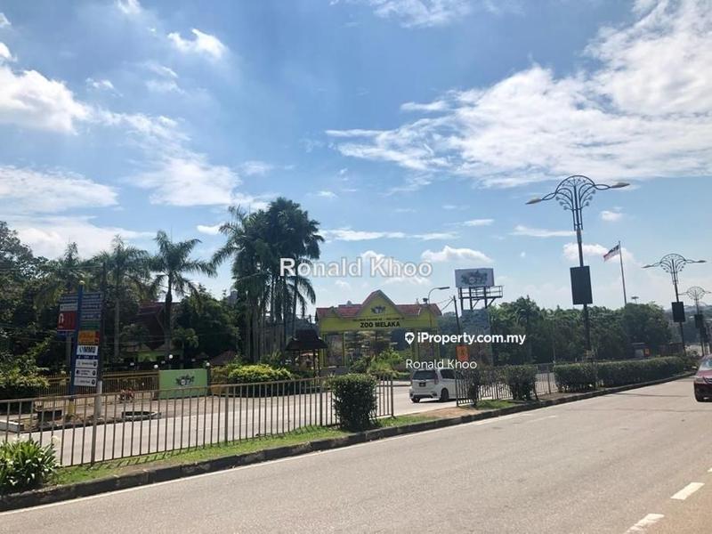 Tanah Komersial untuk Dijual di Ayer Keroh, Melaka oleh Ronald Khoo - iProperty.com.my