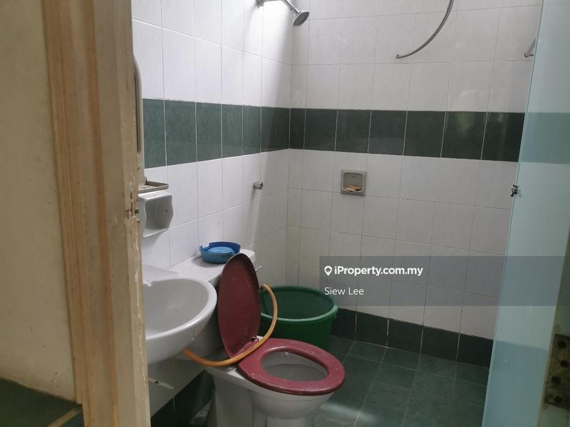 Bungalow House for Sale in Saujana Akasia, Sungai Buloh by Siew Lee - iProperty.com.my