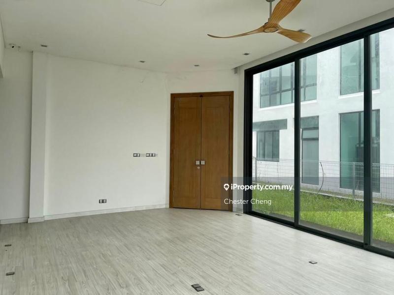 Bungalow House for Sale in Subang Heights, Subang Jaya by Chester Cheng - iProperty.com.my