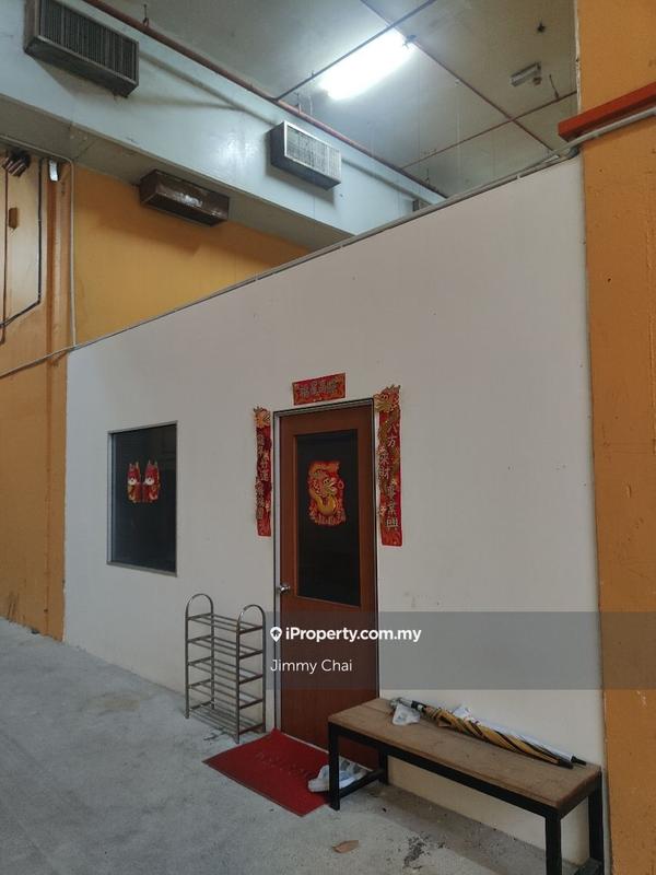 Gudang untuk Disewa di Batu 3 1/2 Jalan pantai, Seremban oleh Jimmy Chai - iProperty.com.my
