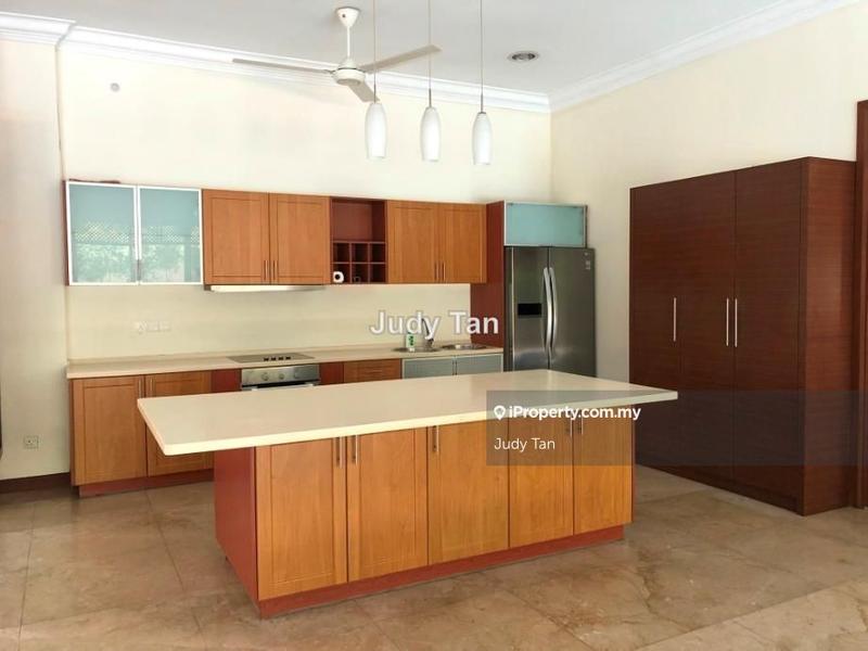 Banglo untuk Dijual di Taman Duta, Bukit Tunku (Kenny Hills) oleh Judy Tan - Dry Kitchen - iProperty.com.my