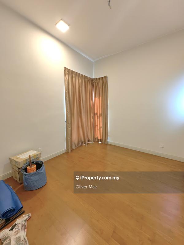 Kondominium untuk Dijual di KM1 East oleh Oliver Mak - iProperty.com.my
