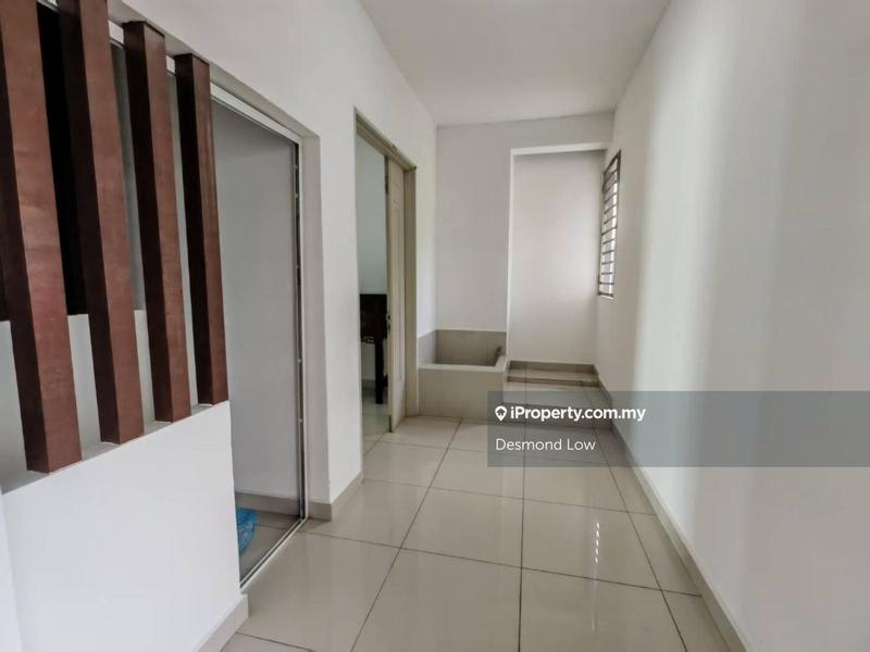 For Sale - 10 Island Resort