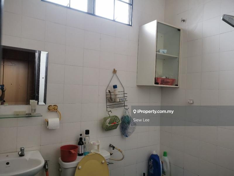 Bungalow House for Sale in Saujana Akasia, Sungai Buloh by Siew Lee - iProperty.com.my