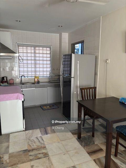 For Rent - Tiara Damansara