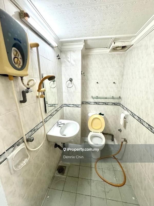 Townhouse for Sale in Taman Lagenda Mas, Cheras by Dennix Chin - iProperty.com.my