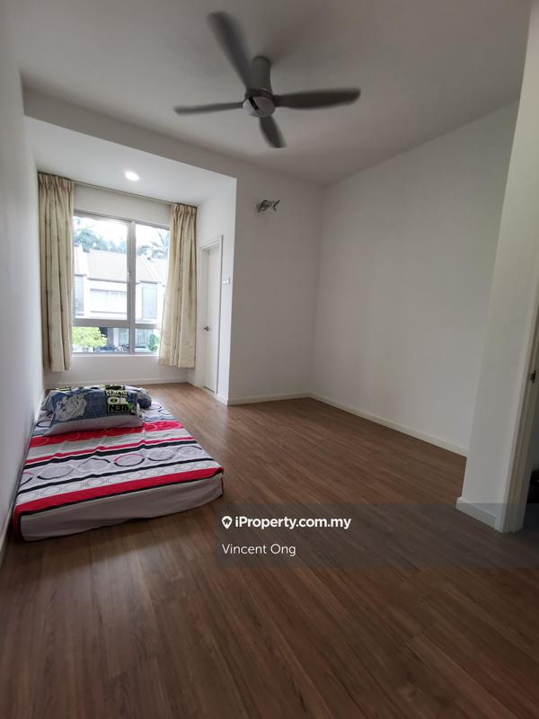 Rumah Berangkai 2 Tingkat untuk Dijual di Kota Kemuning, Shah Alam oleh Vincent Ong - iProperty.com.my