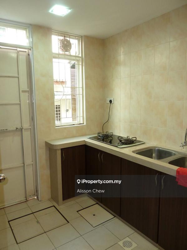 3-storey Terraced House for Sale in Tanjong tokong, Tanjung Tokong by Alisson Chew - iProperty.com.my
