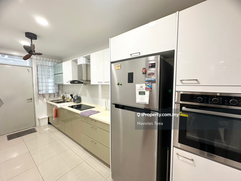 Condominium for Sale in Hijauan Saujana by Mavviies Teea - iProperty.com.my