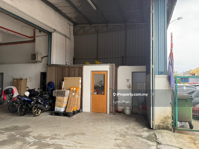 Kilang Teres untuk Dijual di Taman Tan Sri Yaacob, Johor Bahru oleh Lynn Phan - iProperty.com.my