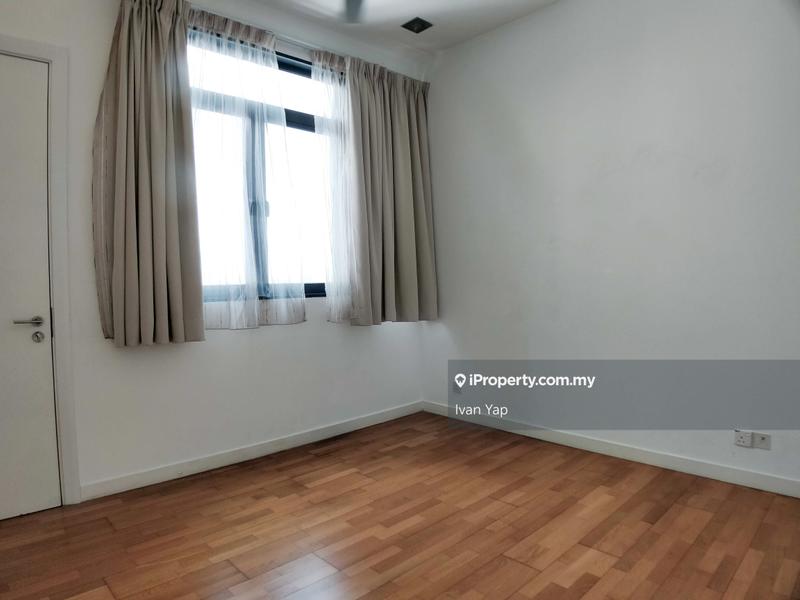 For Sale - Zehn Bukit Pantai