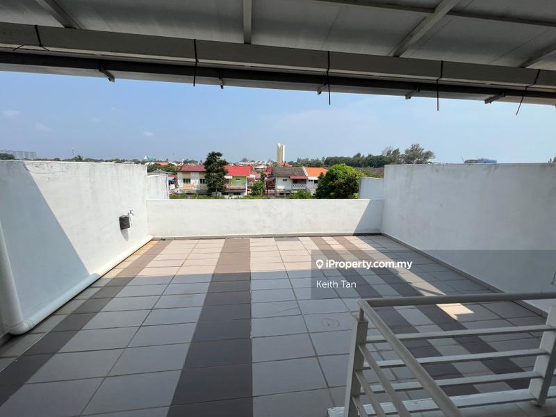 3-storey Terraced House for Sale in Laman Klebang, Klebang by Keith Tan - iProperty.com.my